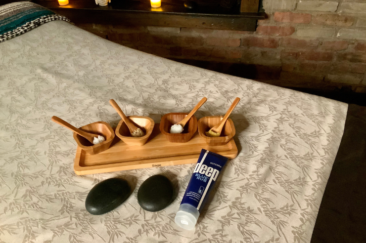 Deep green heated massage